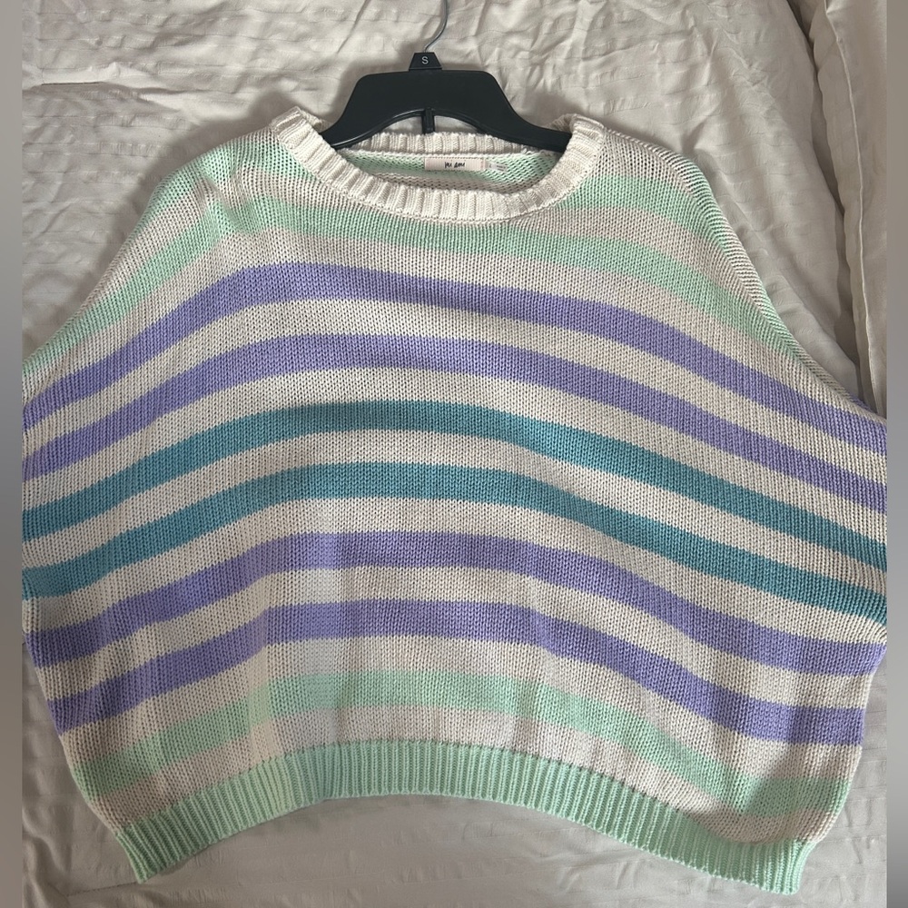 Francesca’s crop sweater